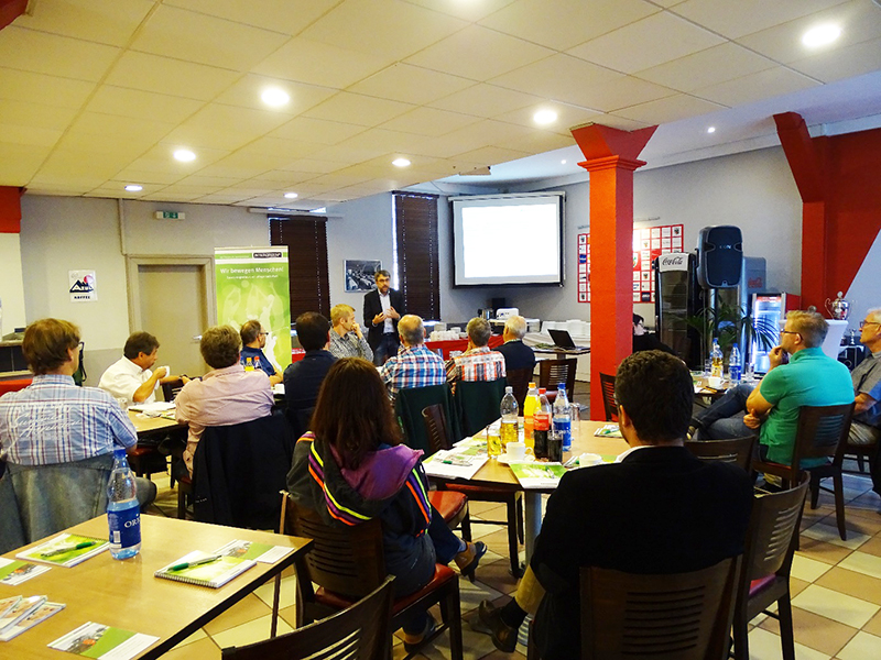 intergreen seminar hybridrasen worms 01